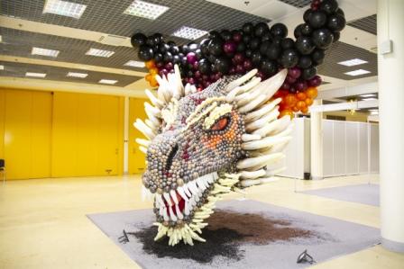 дракон из шаров фото
